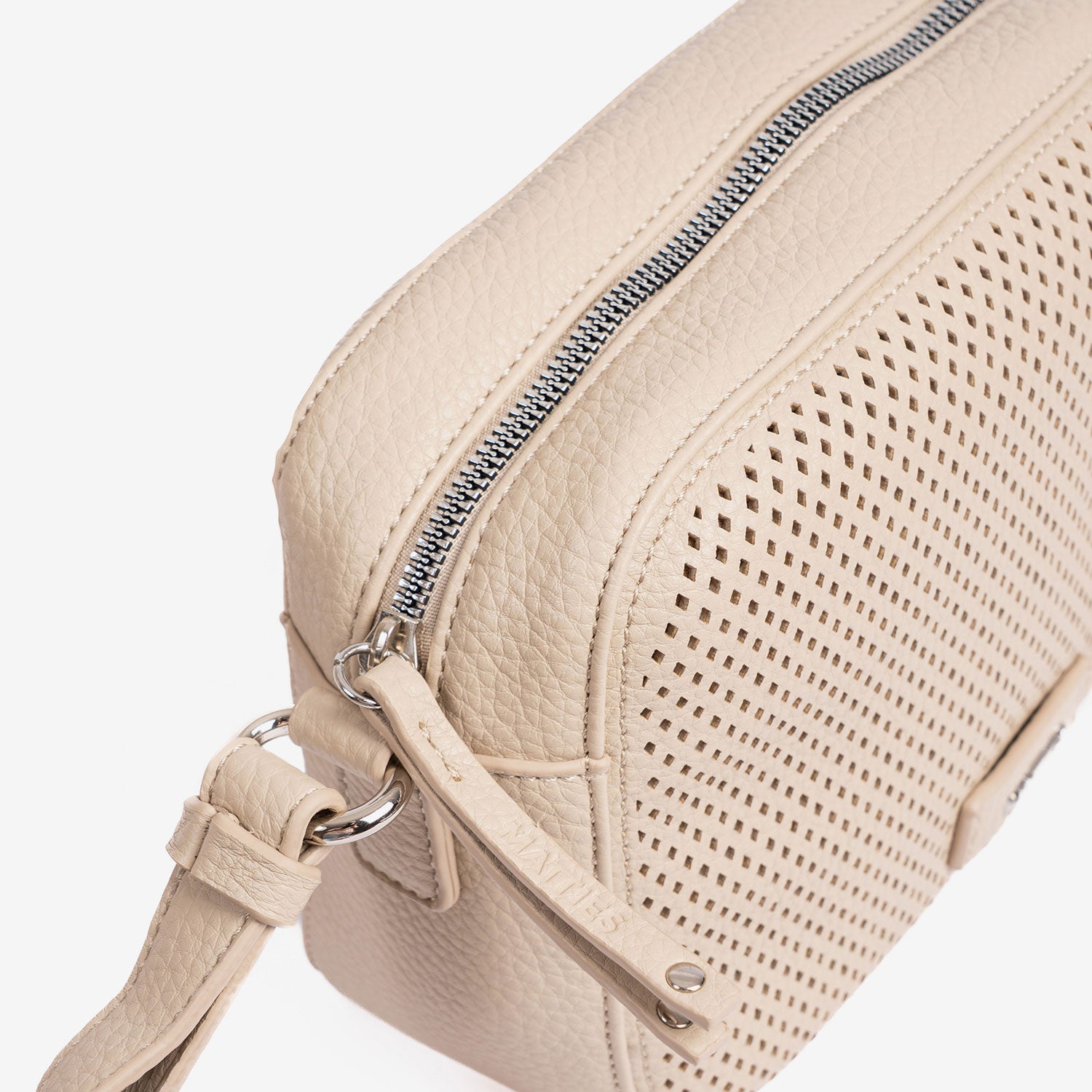 Bolsa de ombro para mulher, Série Teckel. 22x16x08 cm