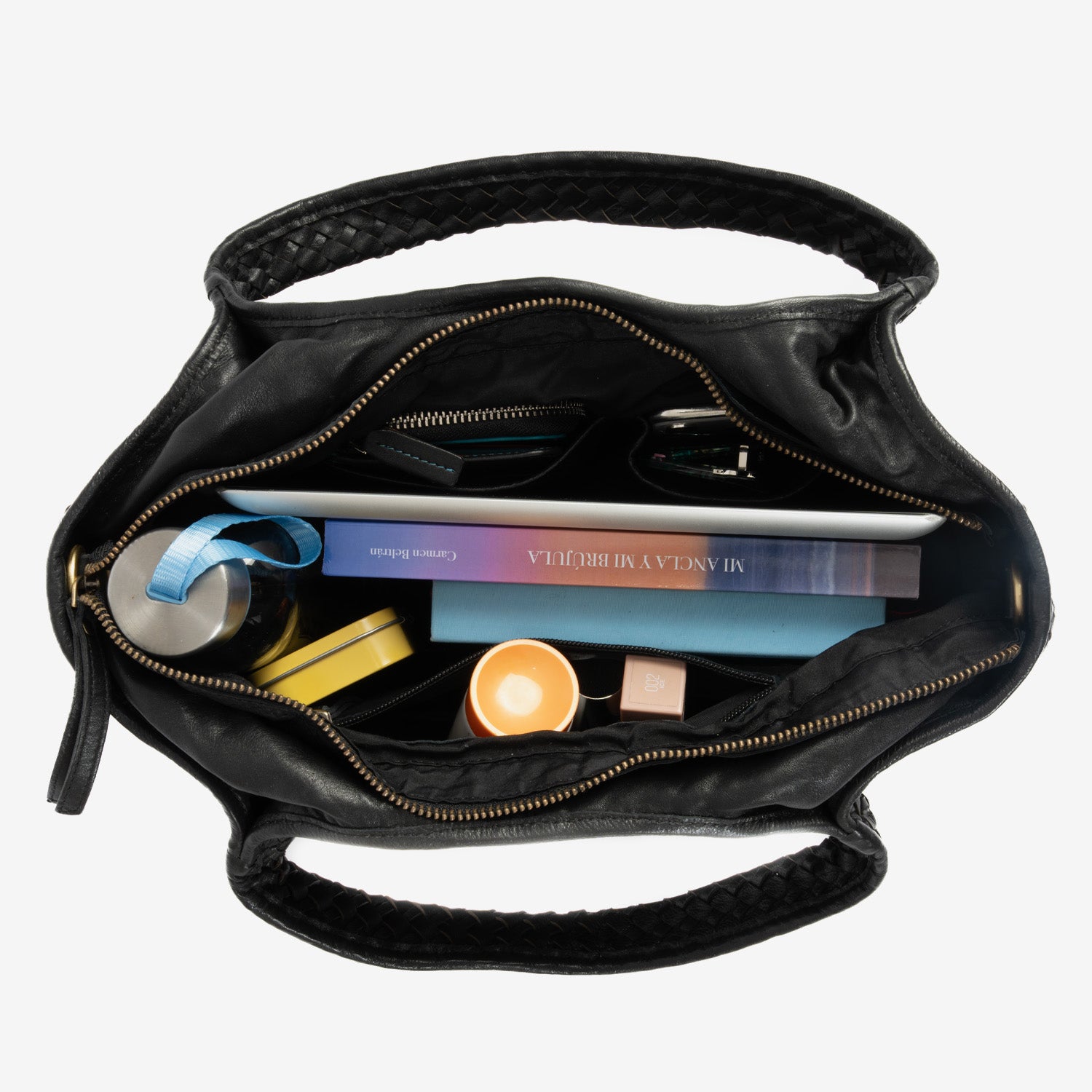 Bolsa de ombro para mulher, Série Trançada/Couro. 27x21x15 cm