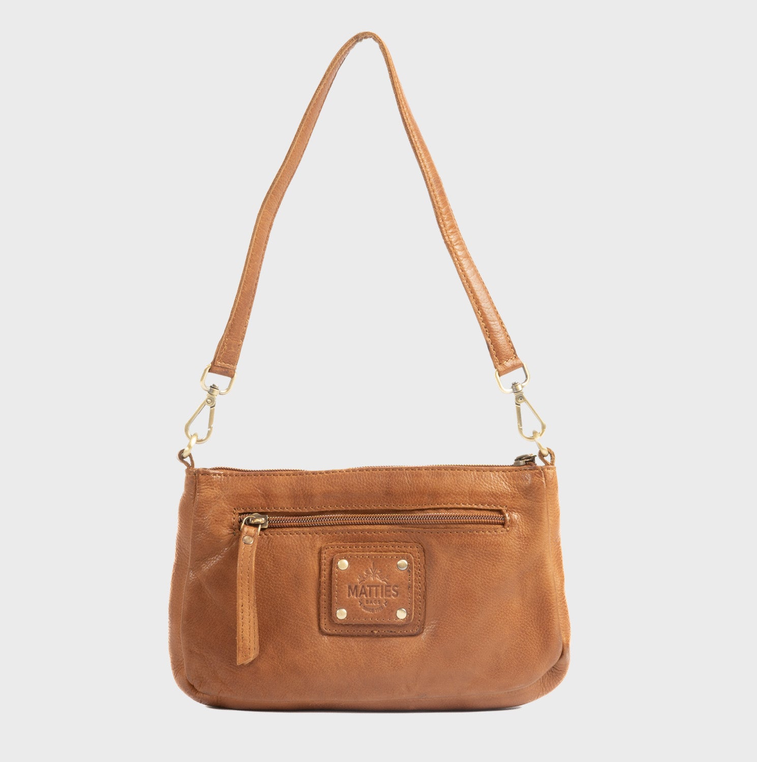 Bolso de hombro con bandolera, Serie Young leather. 23x13x03 cm