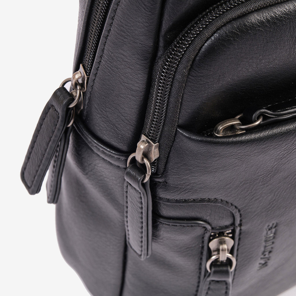 Bolsa mensageiro para homem, linha Youth. 19x29x06 cm