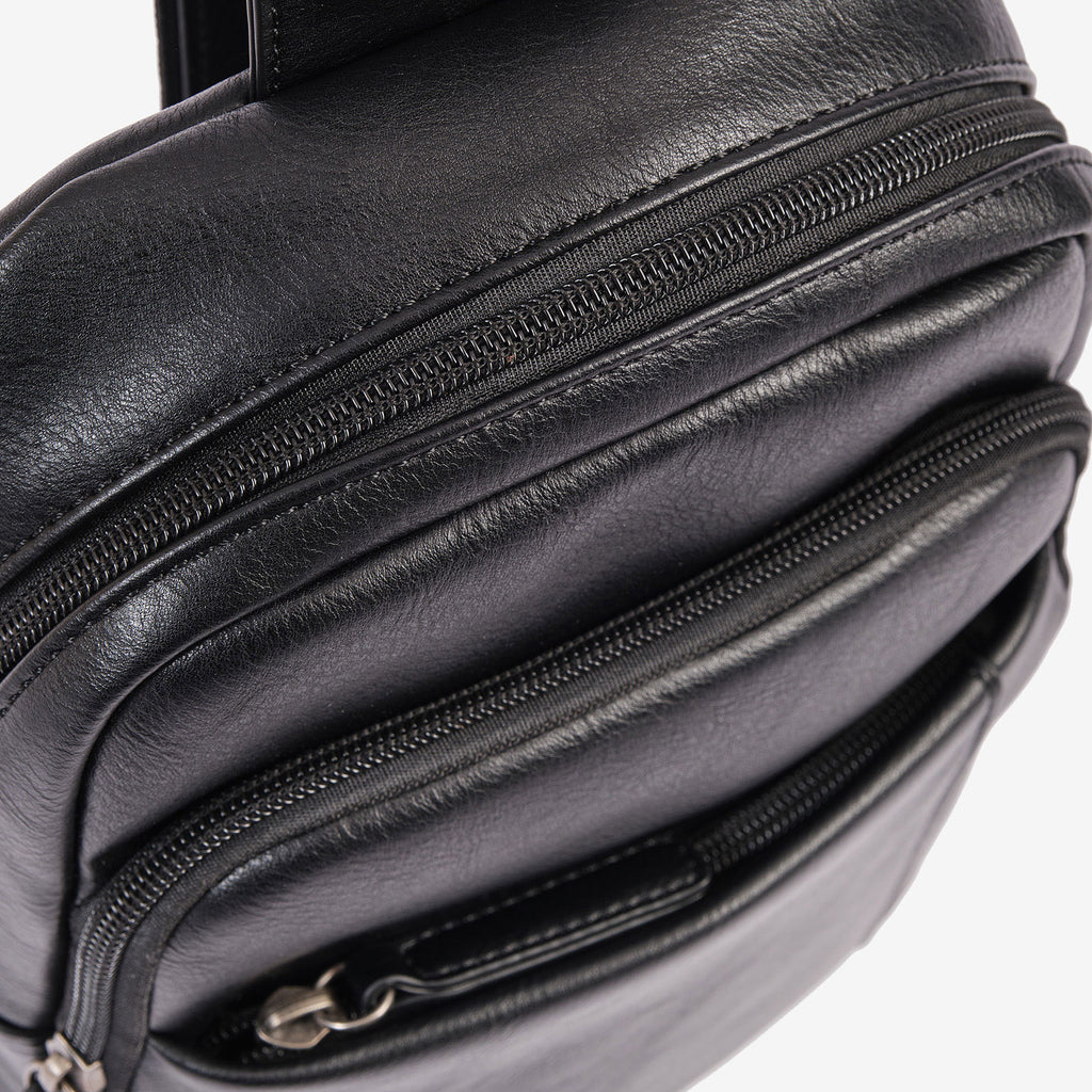 Bolsa mensageiro para homem, linha Youth. 19x29x06 cm