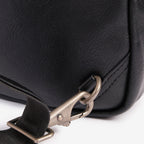 Bolsa mensageiro para homem, linha Youth. 19x29x06 cm