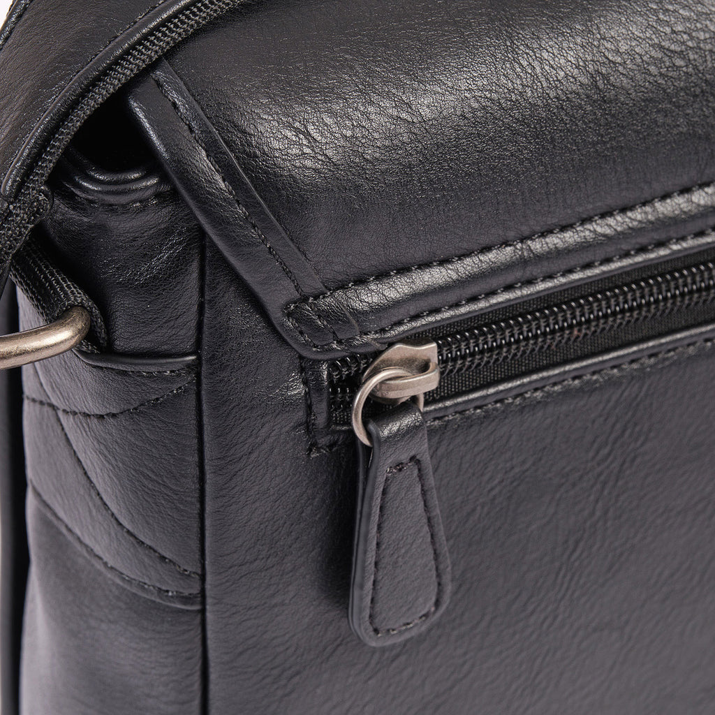 Bolsa de mensageiro para homem, linha Youth. 21x22x07 cm