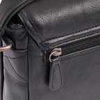 Bolsa de mensageiro para homem, linha Youth. 21x22x07 cm