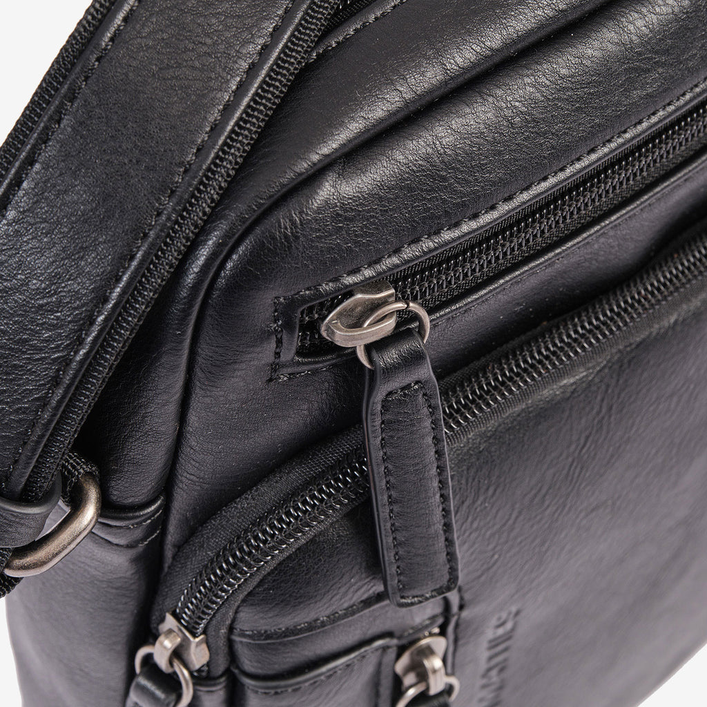 Bolsa de ombro para homem, linha Youth. 19x24x7,5 cm