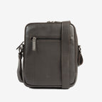Bolsa de mensageiro para homem, preta, da linha Pioneer Leather. 19x25 cm
