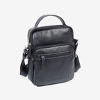 Bolsa de mensageiro para homem, preta, da linha Pioneer Leather. 19x24 cm