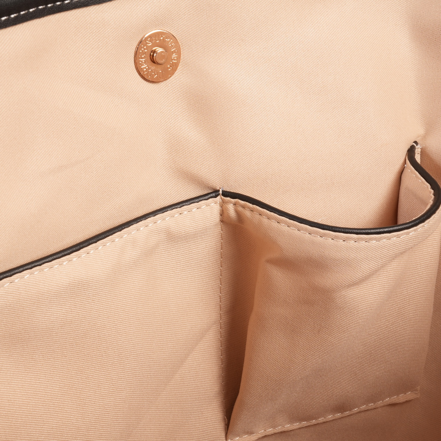 Bolsa de senhora, Série Vela. 29x31x16 cm