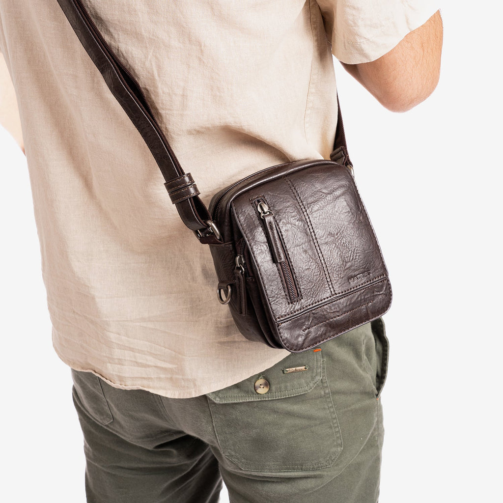 Bolso bandolera para hombre, Serie Classic Sport. 13.5x16 cm - Matties Bags