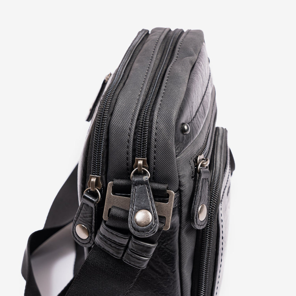 Bolso bandolera para hombre, Serie Juvenil. 17x22 cm - Matties Bags