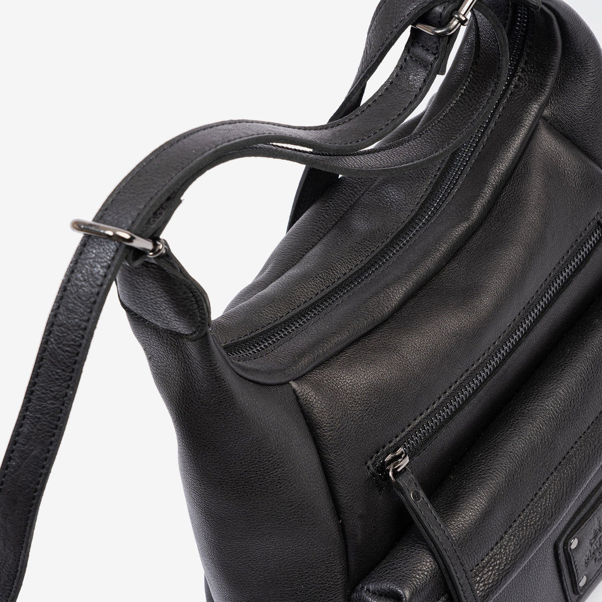 Bolso de hombro convertible en mochila, Serie eva/leather. 28x28x13 cm - Matties Bags