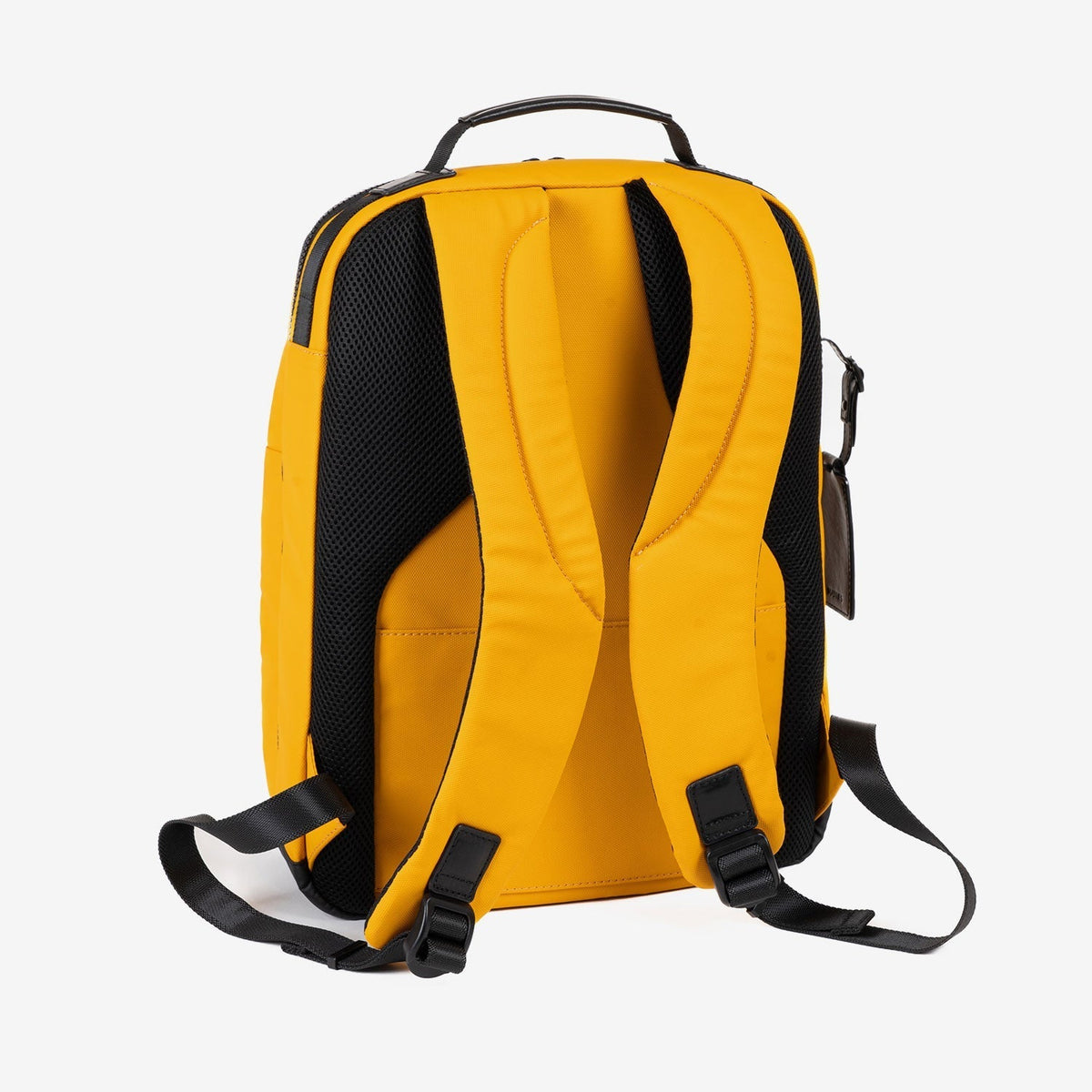 MOCHILA PARA HOMBRE, COLECCIÓN COATED NYLON. 31x40x12.5 cm - Matties Bags