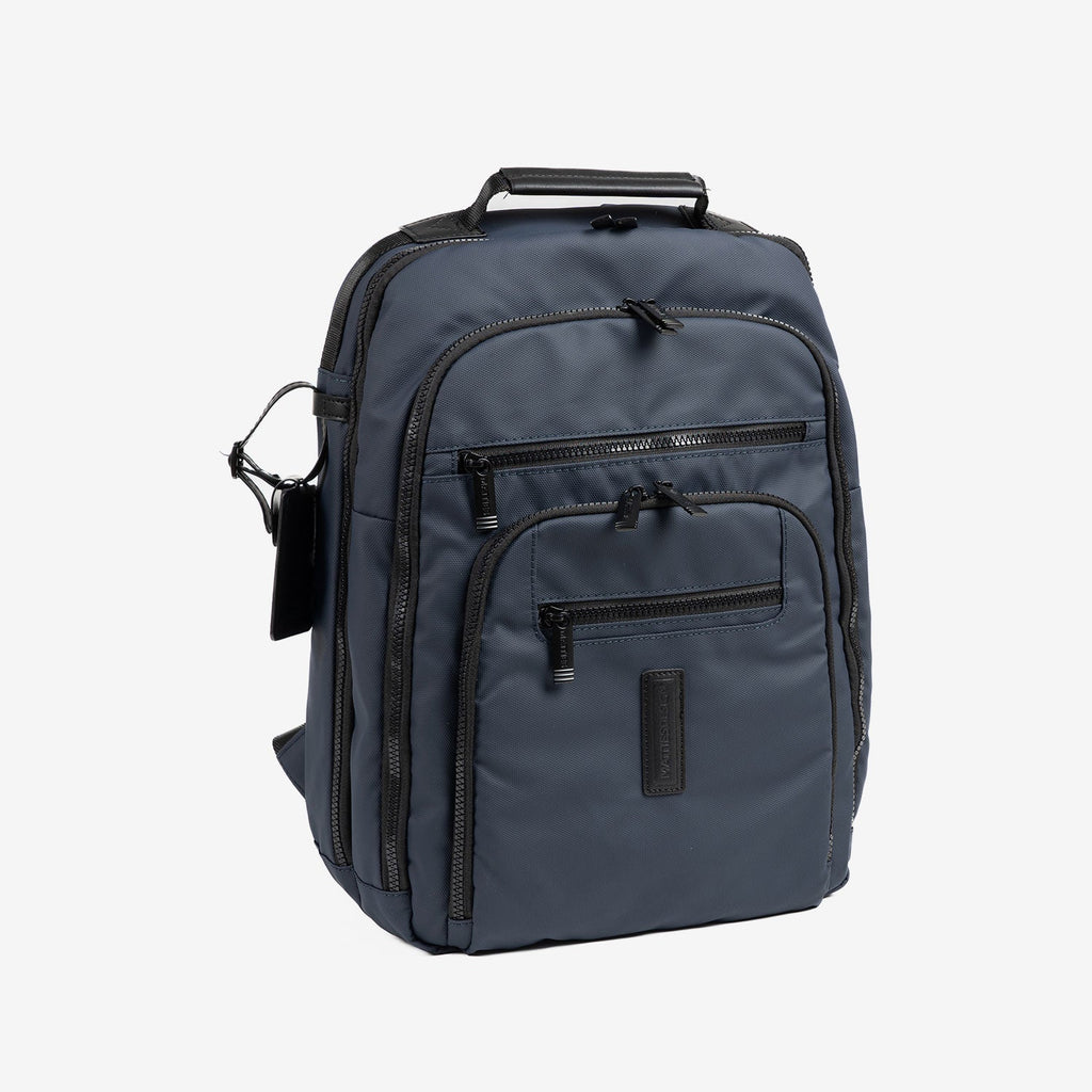 MOCHILA PARA HOMBRE, COLECCIÓN COATED NYLON. 31x40x12.5 cm - Matties Bags