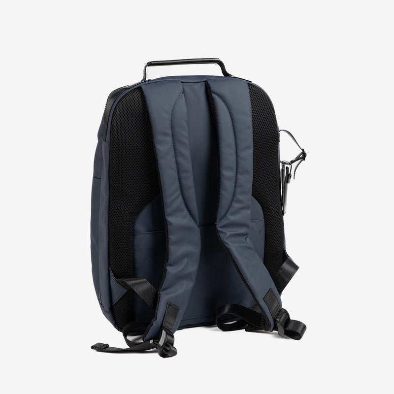 MOCHILA PARA HOMBRE, COLECCIÓN COATED NYLON. 31x40x12.5 cm - Matties Bags