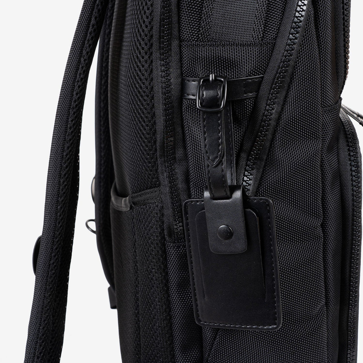 MOCHILA PARA HOMBRE, COLECCIÓN FABRIC. 30x44.5x14 cm - Matties Bags
