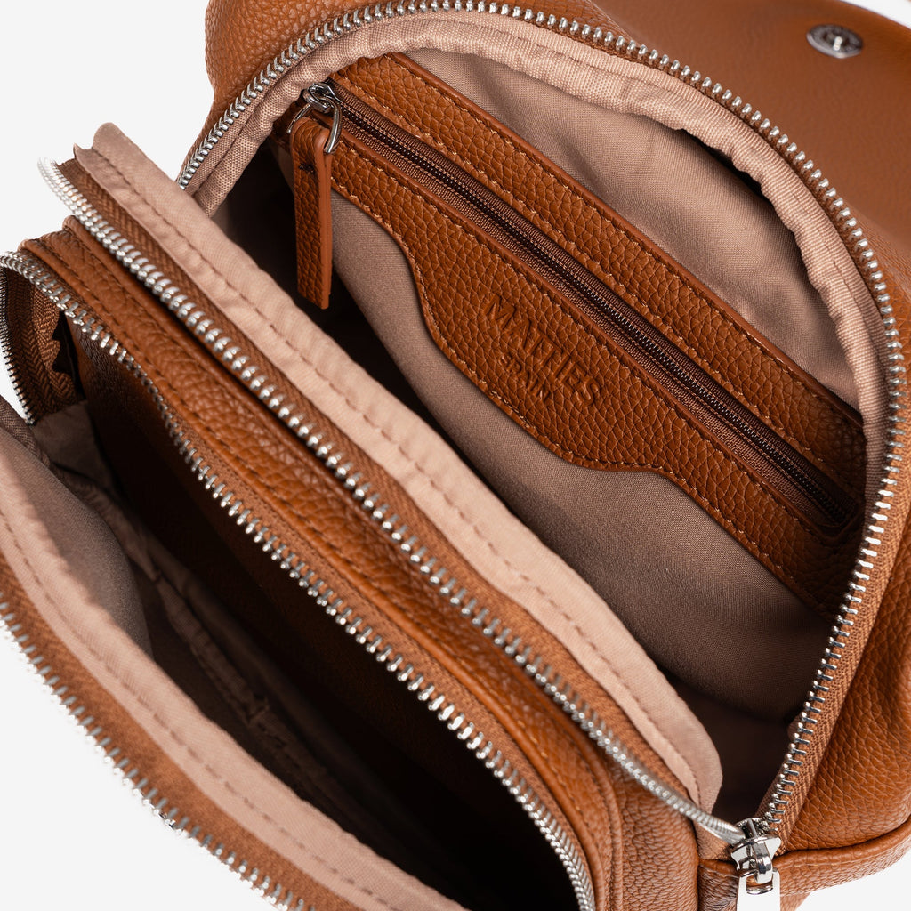 Mochila para mujer, Serie reunion. 24x30x12 cm - Matties Bags